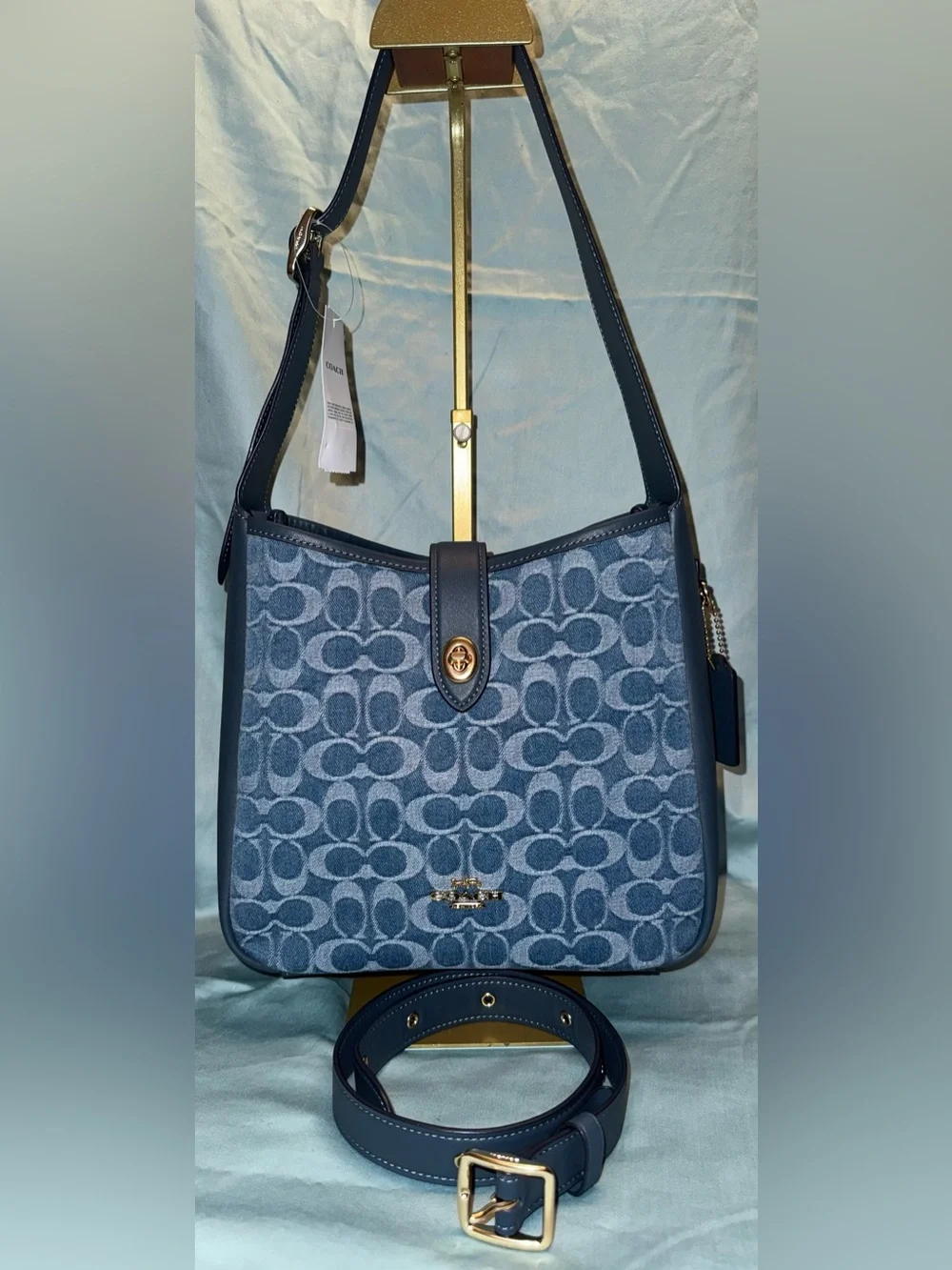 Coach CDB98 Hadley Convertible Crossbody Bag in Signature Denim - Picture 2 of 15